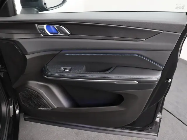 Lynk & Co 01 1.5 2022 Hybride Benzine 39