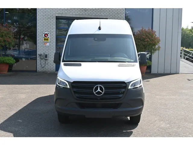 Mercedes-Benz Sprinter 516 CDI L2H2 2020 Diesel 3