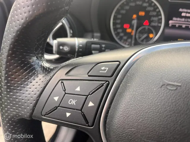 Mercedes-Benz A-Klasse 200 Ambition 2013 Benzine 14