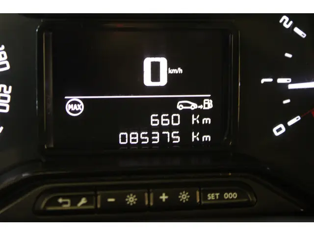 Citroën C3 Aircross 1.2 PureTech C-Series 2022 Benzine 16