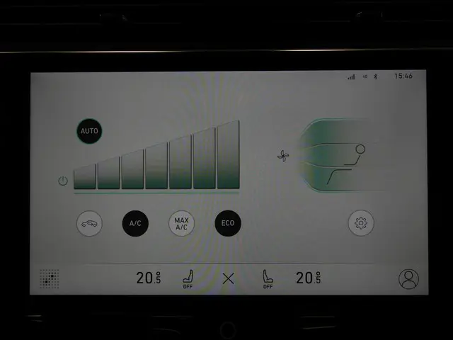 Lynk & Co 01 1.5 PHEV BlackLine 2023 Hybride Benzine 7