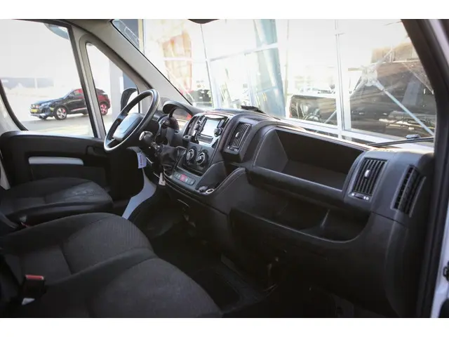 Peugeot Boxer 333 2.2 HDI L2H2 Pre 2020 Diesel 10