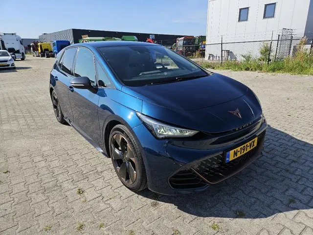 CUPRA Born 3