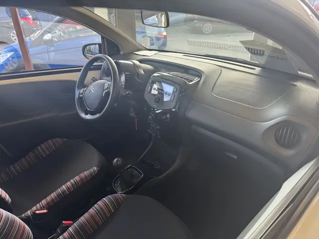 Citroën C1 1.0 VTi Feel 2021 Benzine 4