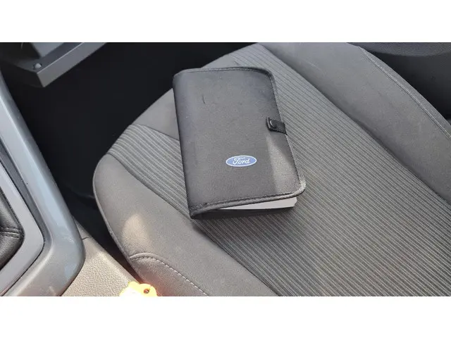 Ford Focus Wagon 1.0 EcoBoost Titanium 2013 Benzine 28