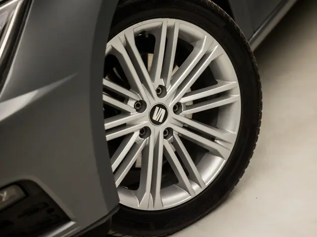 SEAT Leon 1.4 TSI Sport 2018 Benzine 25