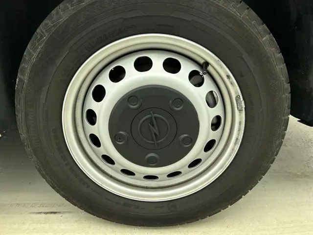 Opel Vivaro 2.0 145 pk L3H1 Edition 2023 Diesel 32