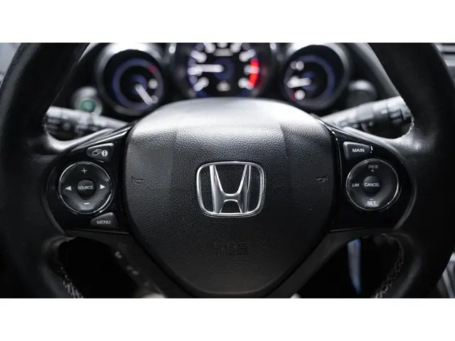 Honda Civic 1.4 Elegance Business Edition 2016 Benzine 18