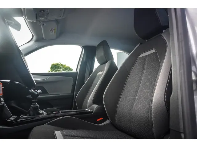 Opel Mokka 1.2 Turbo Level 3 2024 Benzine 17
