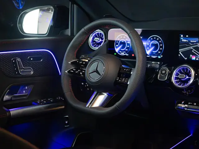 Mercedes-Benz EQA 250+ AMG Line 2024 Elektrisch 42