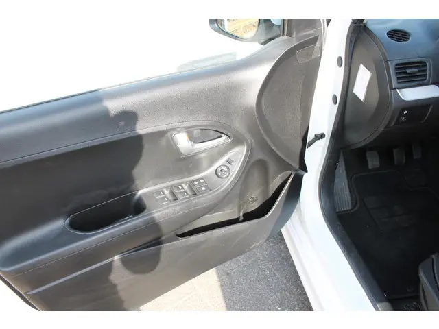 Kia Picanto 1.0 CVVT Design Edition 2013 Benzine 12