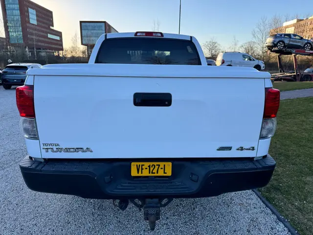 Toyota Tundra 5.7 V8 Double Cab 2013 LPG/Gas 6