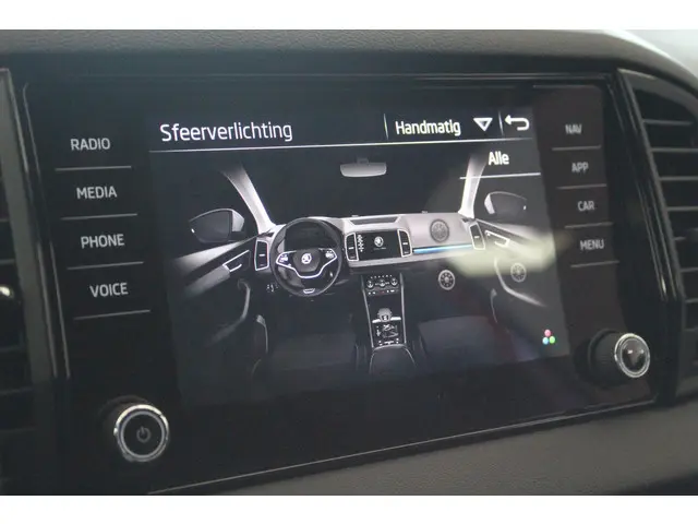 Škoda Karoq 1.5 TSI ACT Sportline Business 2021 Benzine 25