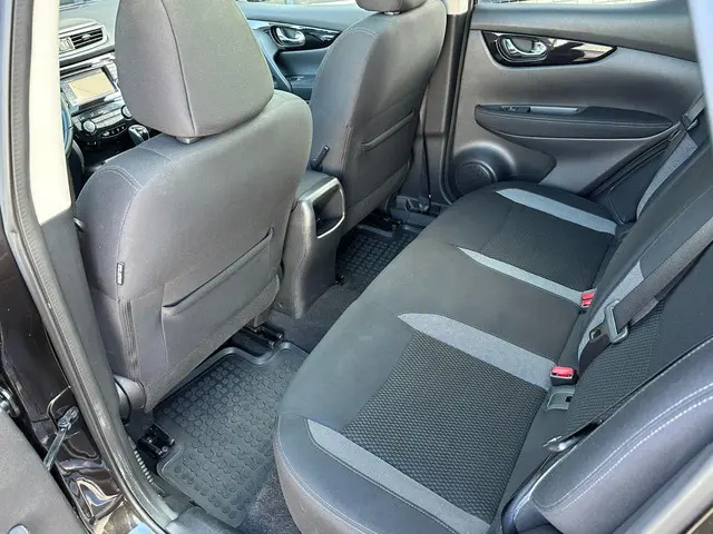 Nissan QASHQAI 1.2 N-Connecta l PANO 2017 Benzine 25