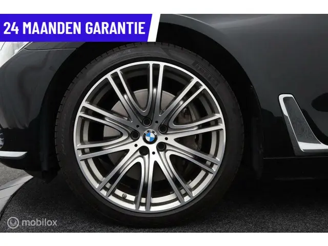 BMW 7 Serie 750Li xDrive High Executive 2015 Benzine 12