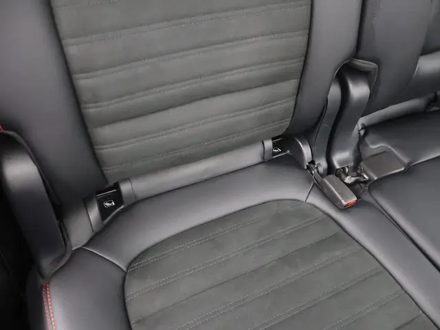 Ford Kuga 2.5 PHEV 225pk ST-Line X 2021 Hybride Benzine 26