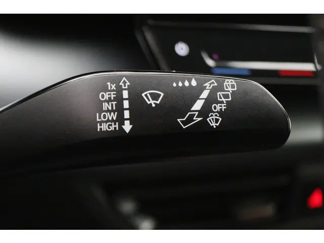 CUPRA Born Adrenaline One 62 kWh 2022 Elektrisch 32