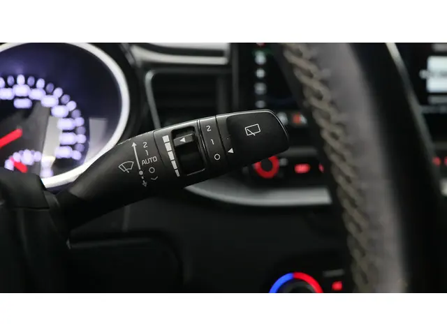 Kia Ceed 1.0 T-GDi GT-Line Edition 2021 Benzine 25