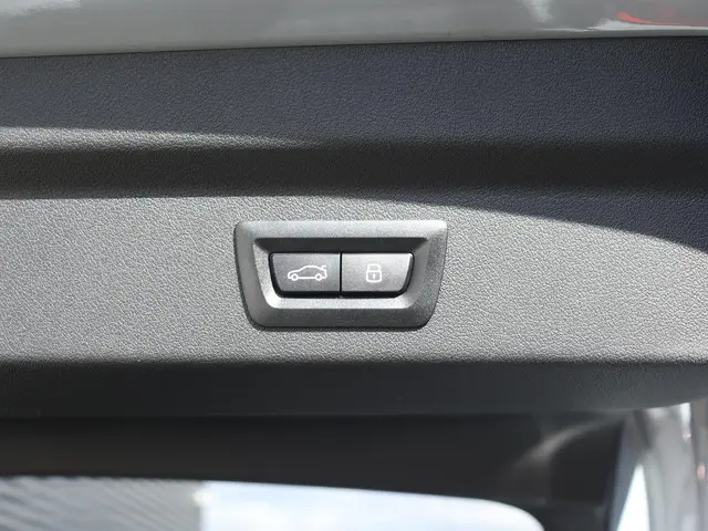 BMW iX2 xDrive30 2025 Elektrisch 13