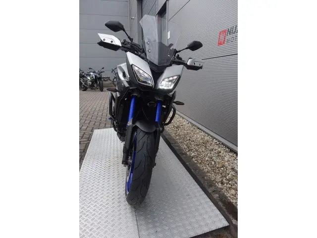 Yamaha TRACER 900 ABS 2015 Benzine 4
