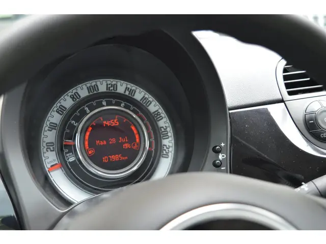 Fiat 500 0.9 TwinAir Turbo Popstar 2015 Benzine 12