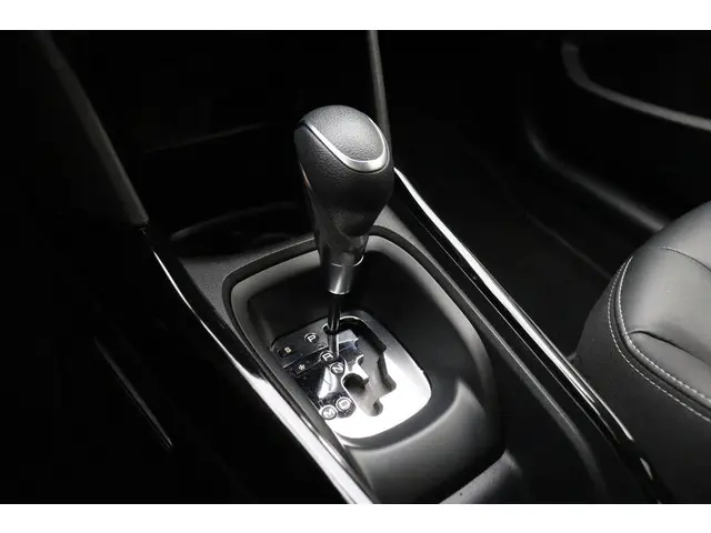 Peugeot 2008 1.2 PureTech Allure 2019 Benzine 22