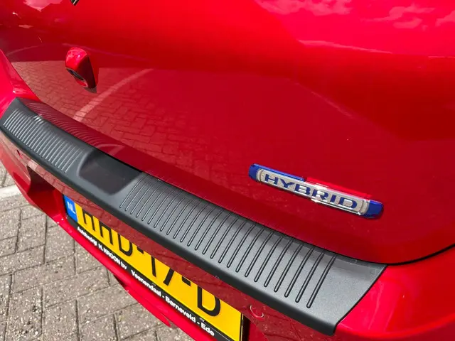 Suzuki Swift 1.2 Style Smart Hybrid GT - DEMO - 2025 Benzine 8