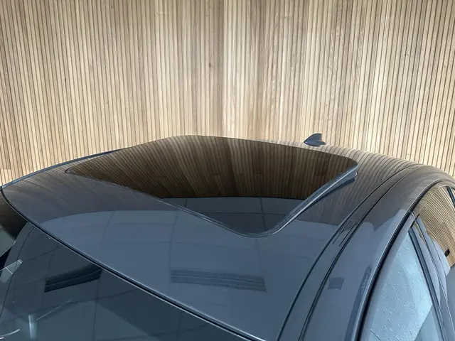 BMW 3 Serie 330e M Sport 2019 Hybride Benzine 4