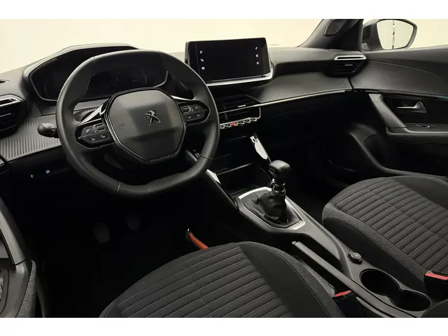 Peugeot 2008 1.2T Style 2023 Benzine 15