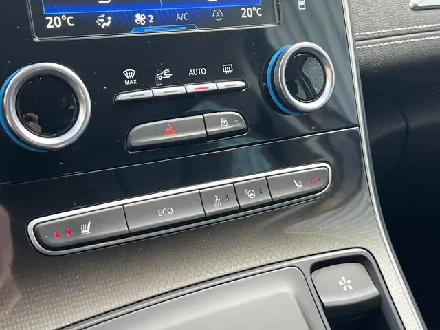 Renault Scénic 1.3 TCe Initiale Paris 2018 Benzine 13