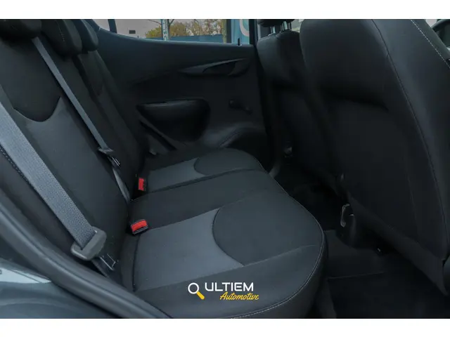 Opel KARL 1.0 ecoFLEX Edition 2017 Benzine 4