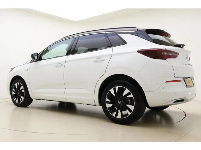 Opel Grandland 1.2 Turbo 130pk Level 4 2024 Benzine 14