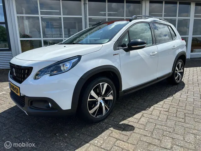 Peugeot 2008 1.2 PureTech GT-Line 2019 Benzine 2