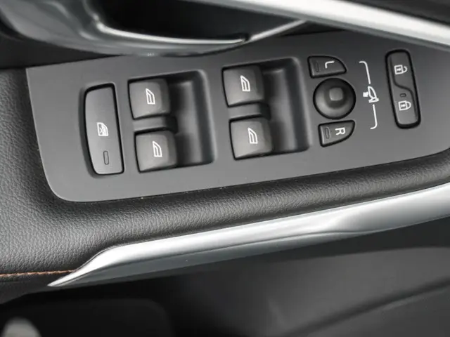 Volvo V40 Cross Country 1.5 T3 Summum 2016 Benzine 13