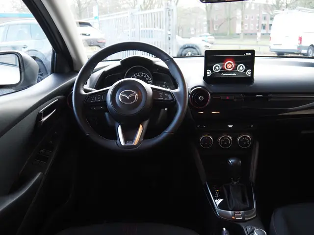 Mazda 2 1.5 SkyActiv-G 90 Homura Automaat 2024 Benzine 11