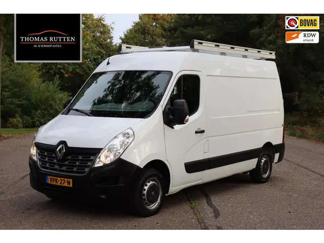 Renault Master T33 2.3 dCi L2H2 2015 Diesel
