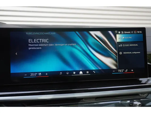 BMW X5 xDrive50e 2025 Hybride Benzine 23