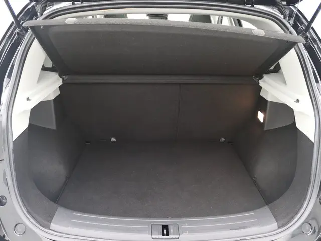 MG ZS EV MG Luxury 45 kWh / Origineel NL 2019 Elektrisch 15