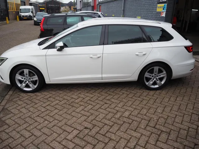 SEAT Leon Sportstourer ST 1.4 EcoTSI FR 2017 Benzine 6