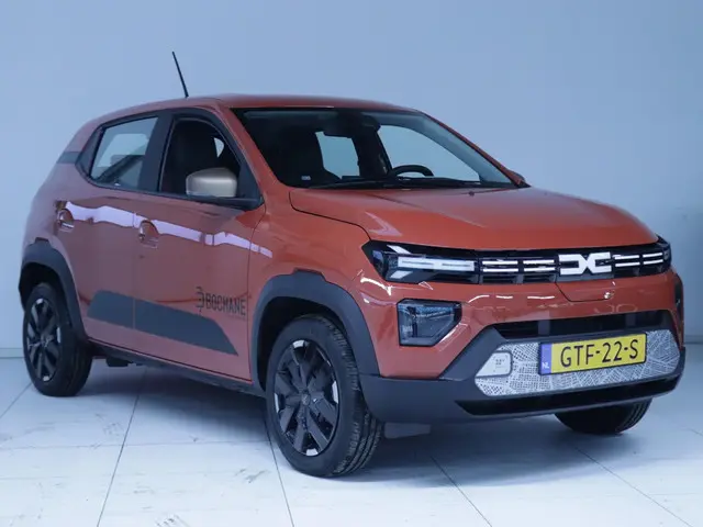 Dacia Spring Extreme 65 26.8 kWh 2024 Elektrisch 18