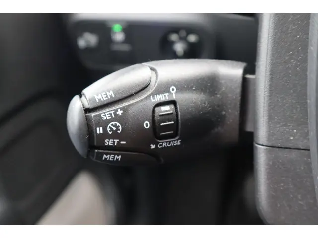 Citroën C3 1.2 PureTech Feel 105g 2017 Benzine 21