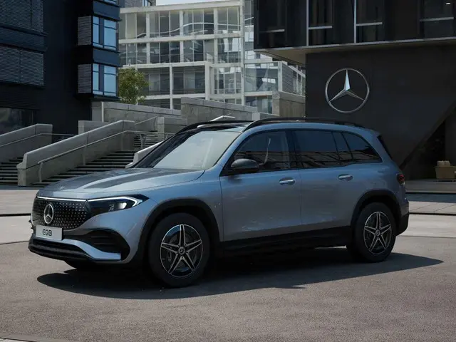 Mercedes-Benz EQB 250+ AMG Line 71 kWh 2026 Elektrisch 37