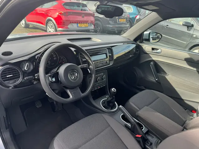 Volkswagen Beetle 2