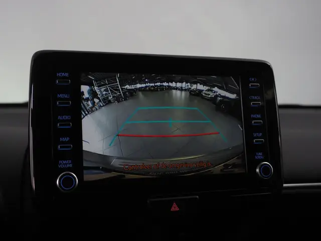 Toyota Yaris 1.5 Hybrid Executive 2022 Hybride Benzine 26