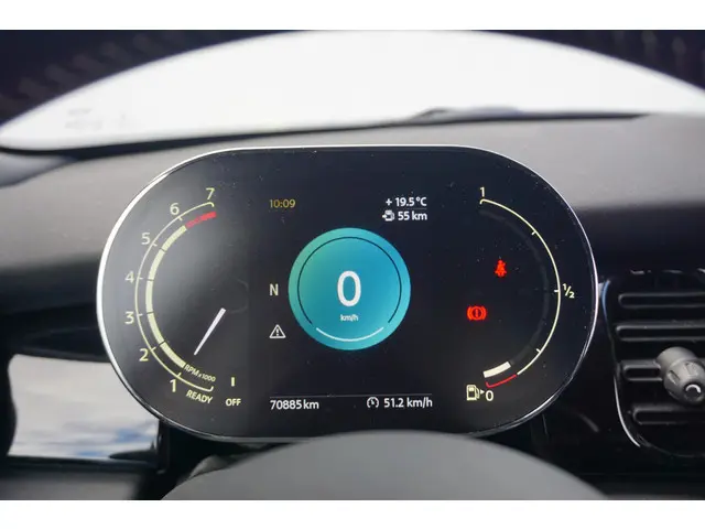 MINI 3-Deurs Cooper 2021 Benzine 13