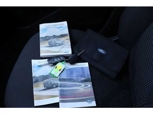 Ford Transit Courier 1.5 TDCI Trend 2019 Diesel 18