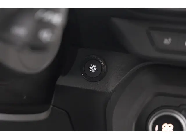 Dacia Jogger TCe 110 Extreme 2025 Benzine 40