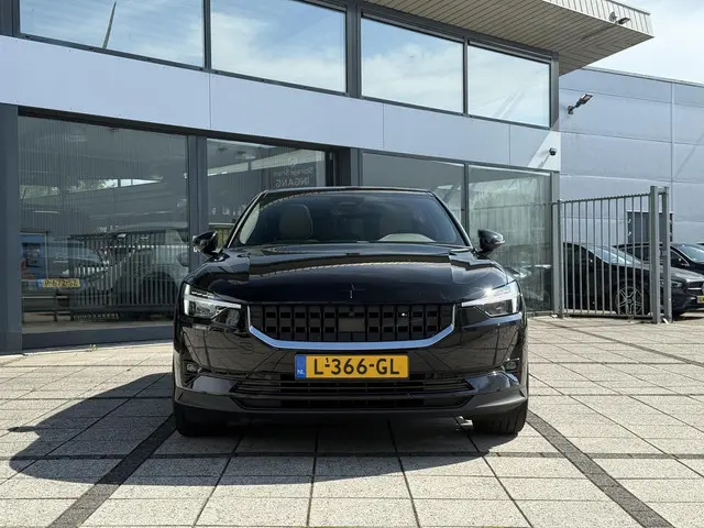 Polestar 2 Aut. Long Range AWD Dual Motor 2021 Elektrisch 7