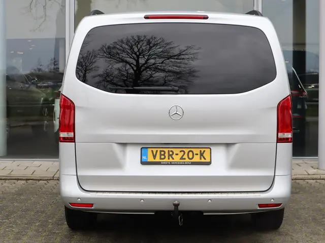 Mercedes-Benz Vito 116 CDI LANG DC AUT. 2019 Diesel 18