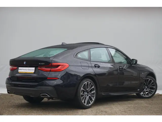 BMW 6 Serie Gran Turismo 640i 2022 Benzine 2